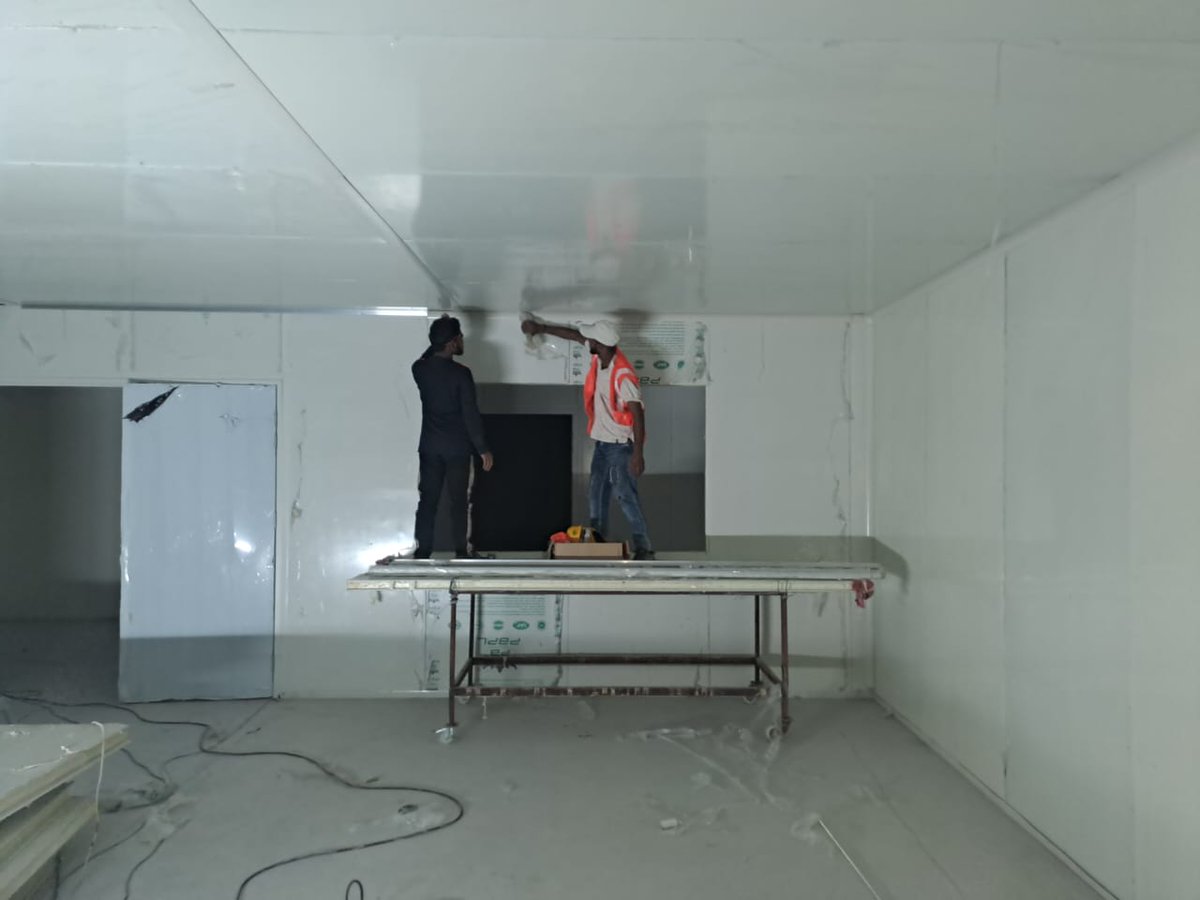panjetanibuild's tweet image. Discover the meticulous process behind the creation of PBPL Puf panels for cleanrooms. Each step is designed to ensure optimal performance and cleanliness. 🛠️✨ 

#CleanroomTechnology #PBPL #InnovationInManufacturing #PUFPanel #CleanRoom #Manufacturer #Supplier #PBPL