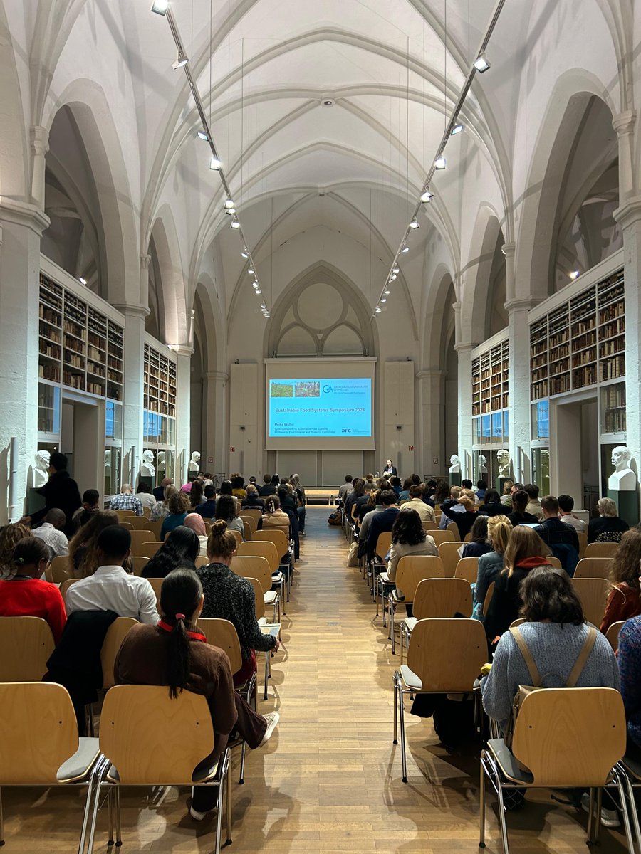 RTG2654SustainableFoodSystems (@rtgsusfoodsys) on Twitter photo The Sustainable Food Systems Symposium has officially kicked off! 🎉 Opening remarks by <a href="/MWollni/">Meike Wollni</a> #SustainableFoodSystems
<a href="/goe_agrar/">Fakultät der Agrarwissenschaften | Uni Göttingen</a> <a href="/uniGoettingen/">Uni Göttingen</a> The Sustainable Food Systems Symposium has officially kicked off! 🎉 Opening remarks by <a href="/MWollni/">Meike Wollni</a> #SustainableFoodSystems
<a href="/goe_agrar/">Fakultät der Agrarwissenschaften | Uni Göttingen</a> <a href="/uniGoettingen/">Uni Göttingen</a>