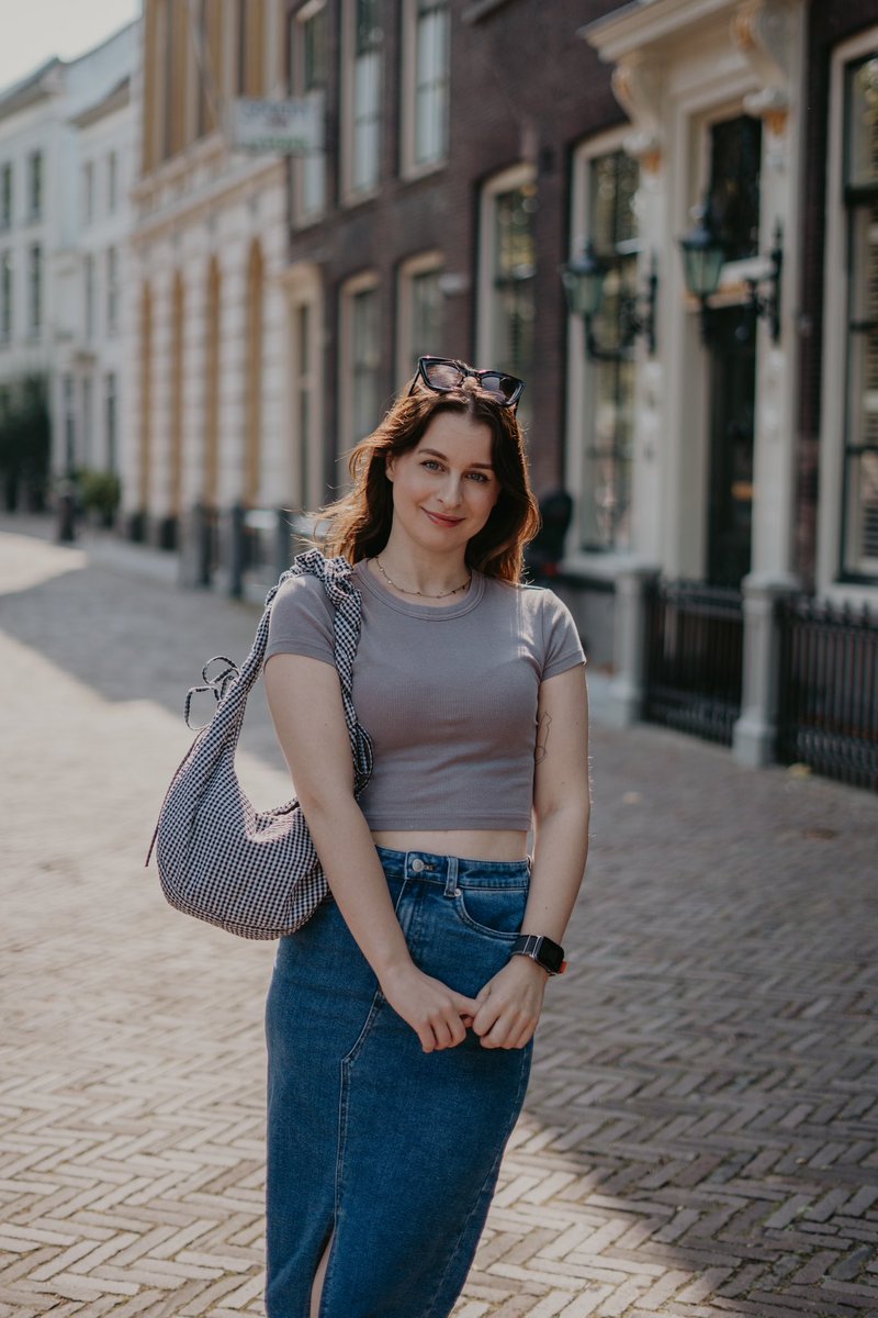 BTS > Photo. 
<a href="/fems_tv/">Fems 💙</a>