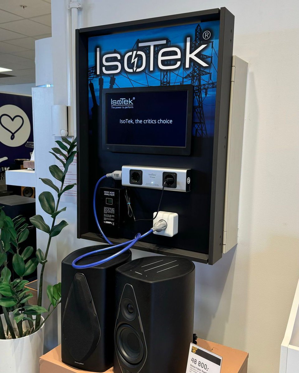 IsoTekSystems's tweet image. ⚡️ IsoTek ON TOUR ⚡️ the finest power distribution products, often imitated never duplicated. 

Thank you Soundgarden &amp;amp; Multirom for a great event last weekend.

#multirom #soundgarden #IsoTek #cleanpower #powerlinefilter #powerconditioner #powerlinecleaner #powerdistribution