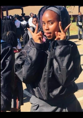 Patriot_S_A's tweet photo. Missing Person Alert: A young girl from Atteridgeville attended school yesterday and did not return home. If you have any information about her whereabouts, please contact me at 069 385 8425, 067 306 6082, or 065 889 3638. You can also report any sightings to the nearest SAPS. https://t.co/gWxp8QcJjZ