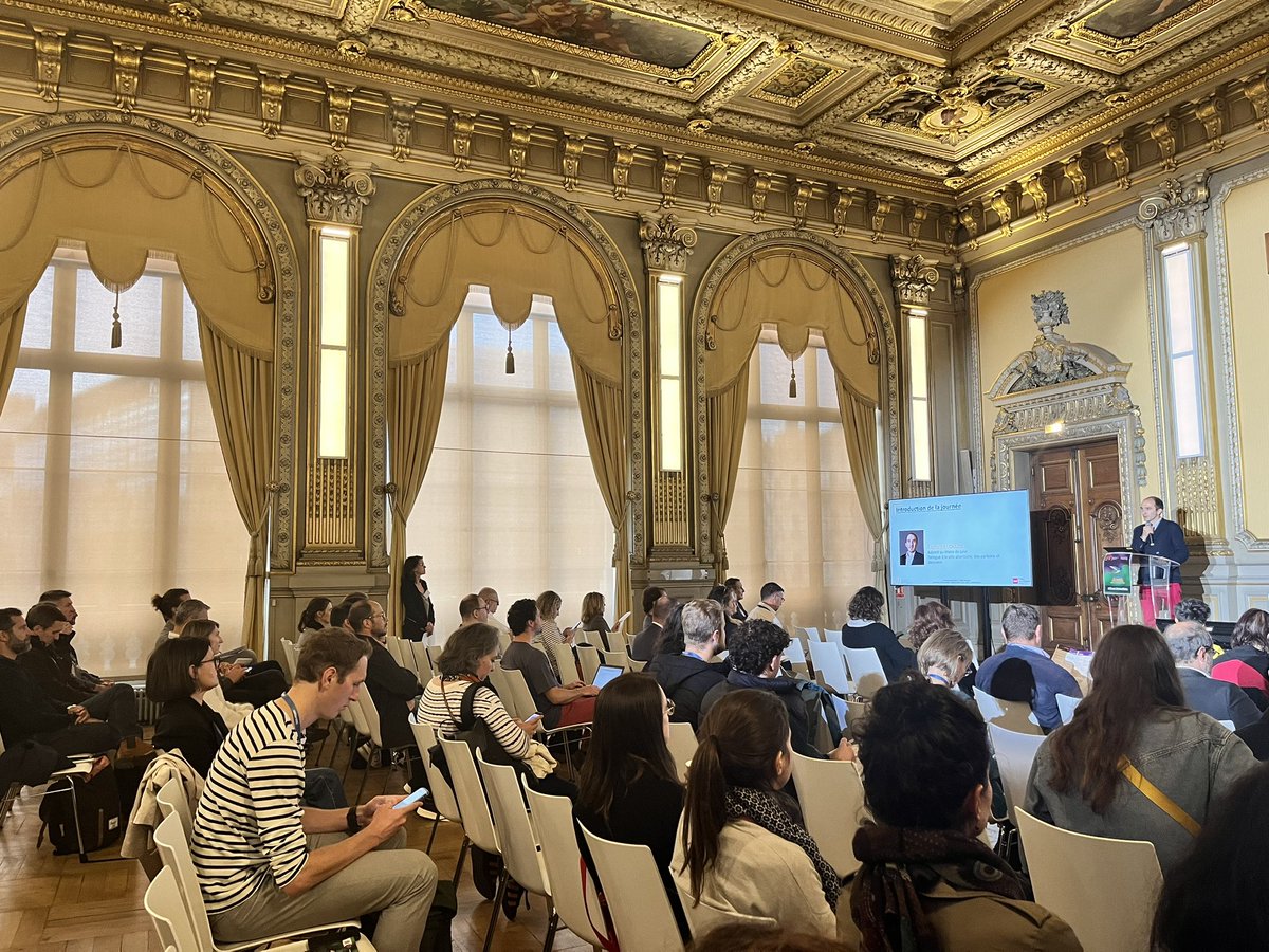Lyon 2030 c'est « cent villes climatiquement neutres en 2030 », La ville de Lyon, pionnière, s'y est engagée.  

👉Retrouvez la synthèse des interventions dans le Manifeste Lyon 2024 sur le site d'EnerJ-meeting : lyon.enerj-meeting.com/manifeste. #enerjmeeting #lyon2024