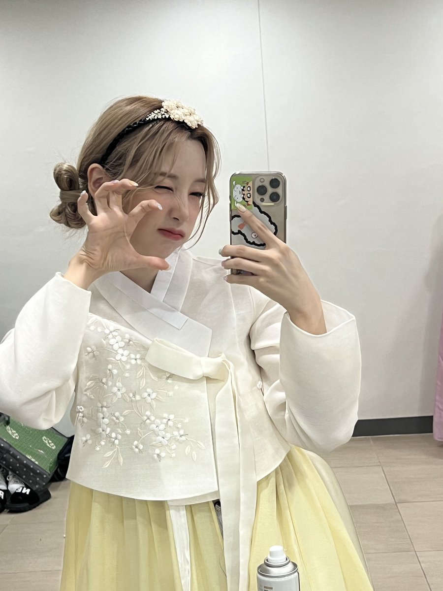 [🧩 #연희]

엘즈유 즐추💗

#EL7ZUP #엘즈업 #YEONHEE #연희