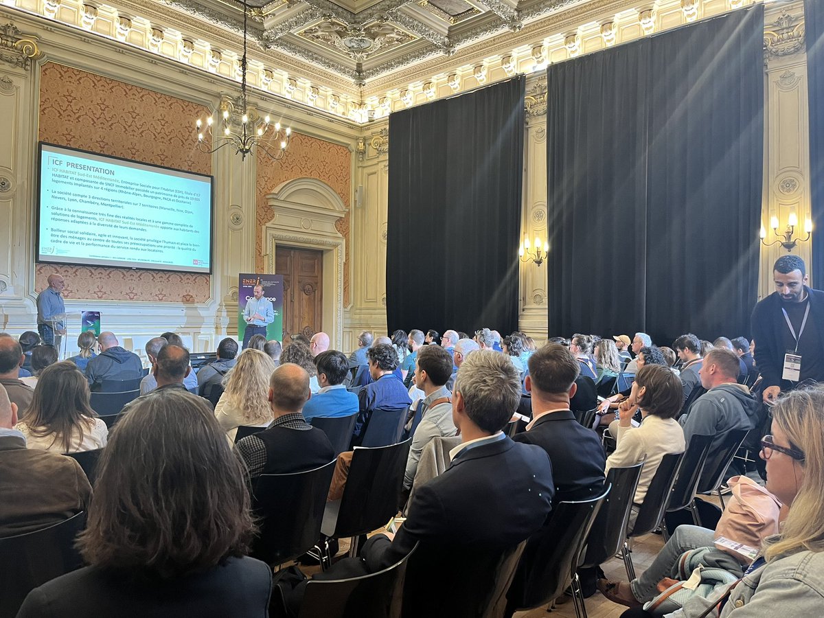 Rénovation réussie d'un immeuble des années 70 ! ♻️ En alliant patrimoine et performance énergétique, on a créé un bâtiment plus confortable et plus respectueux de l'environnement. #rénovation #patrimoine #bâtimentdurable 
#EnerJmeeting #Lyon2024