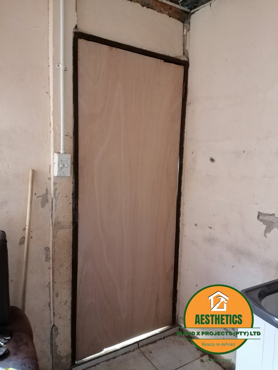 aesthetics_pty's tweet photo. Door 🚪 installations with us #aestheticsmxprojects #hustlingboyfriend #construction #skilledartisans #carpentry #tiling #painting https://t.co/O5aX6TgkRp