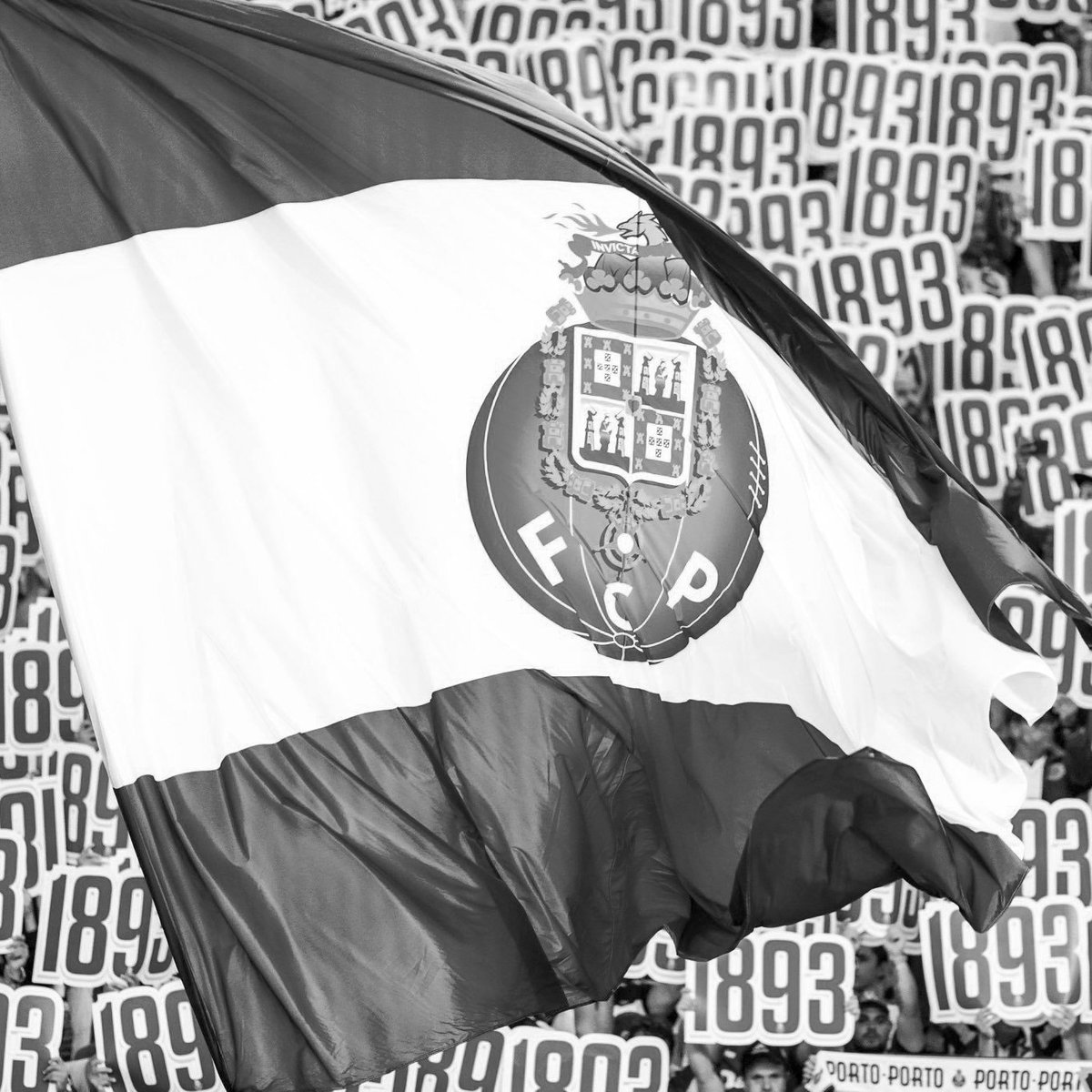 O Futebol Clube do Porto está solidário com a população afetada pelos incêndios que têm vindo a afetar as zonas Norte e Centro do país, particularmente o distrito de Aveiro e os concelhos de Albergaria-a-Velha e Sever do Vouga, onde os bombeiros portugueses continuam a demonstrar