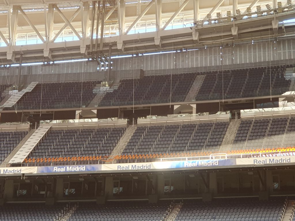 VfB_Fanbetreuer's tweet photo. weitere Informationen für euren Besuch bei #RMAVfB: 

🎒 max. DIN A4, keine Abgabemöglichkeiten
🔋Powerbanks müssen kleiner als das Handy sein.
🚭 Rauchverbot im Stadion
🍺 Alkoholverbot auf öffentlichen Plätzen 

#VfB | #StuttgartInternational https://t.co/E8Ssypjv9M