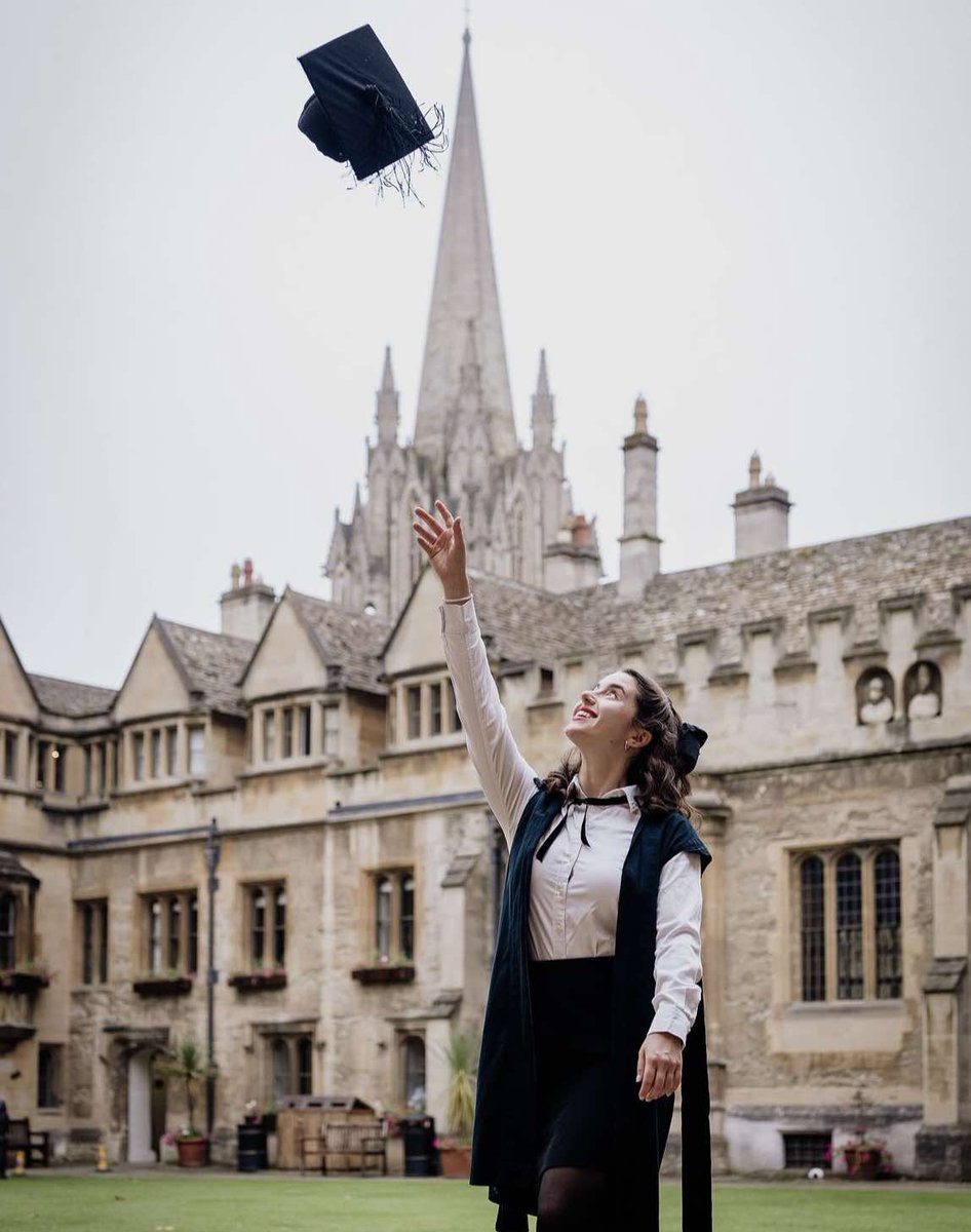 Graduate Study at Oxford (@oxfordgradstudy) on Twitter photo Applications for 2025-26 entry are OPEN for the majority of our graduate courses at the University of Oxford🎉
Find a course including master's and DPhil (PhD) options at graduate.ox.ac.uk
📸Instagram: <a href="/meaganloyst/">Meagan Loyst 🧚‍♀️</a>
#oxfordgradstudy #oxforduniversity #phdlife #mastersdegree Applications for 2025-26 entry are OPEN for the majority of our graduate courses at the University of Oxford🎉
Find a course including master's and DPhil (PhD) options at graduate.ox.ac.uk
📸Instagram: <a href="/meaganloyst/">Meagan Loyst 🧚‍♀️</a>
#oxfordgradstudy #oxforduniversity #phdlife #mastersdegree