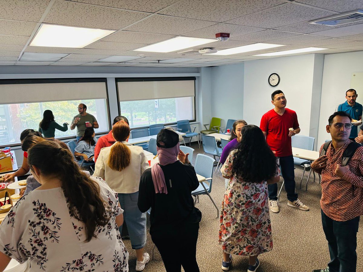 JeffPostdocs's tweet image. #NPAW2024 # Day 1 with Coffee and Donuts! It was an honor to meet and greet our postdocs!