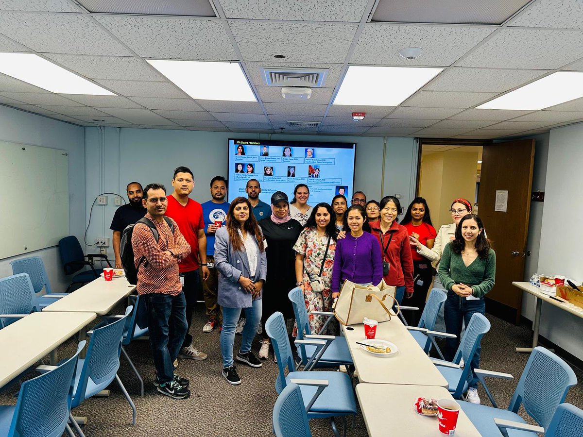 JeffPostdocs's tweet image. #NPAW2024 # Day 1 with Coffee and Donuts! It was an honor to meet and greet our postdocs!