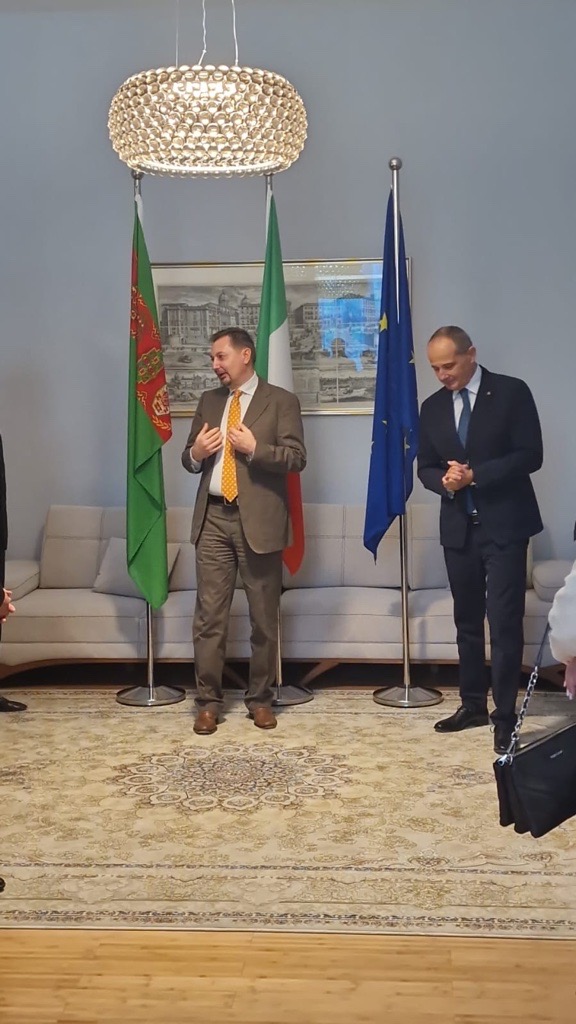 DShlapachenko's tweet photo. Had the pleasure of attending a fantastic event at the #ItalianEmbassy in Turkmenistan, celebrating #sports achievements and promoting the upcoming #WinterOlympics2026! Exciting times ahead for winter sports enthusiasts! https://t.co/urg3O7mLYf