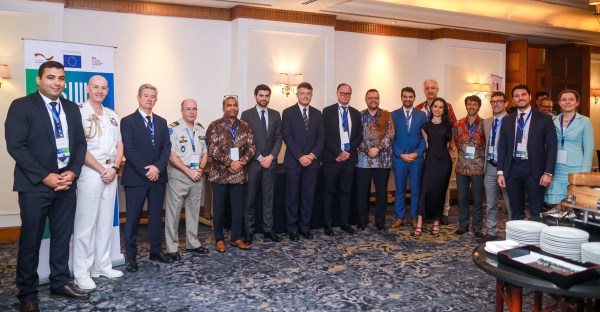 ESIWA_EU's tweet photo. #MaritimeSecurity ⚓ 📸 Photos of 🇪🇺🇮🇩 exchanging experiences & exploring steps to regulate #UnderwaterDrones
💡 International Experts’ Meeting on a Regulatory Framework for Unmanned Underwater Vehicles (#UUVs)
🤝 #TeamEurope event by the @uni_eropa + @kemenkomarves + @ESIWA_EU https://t.co/68oZBaZL3G