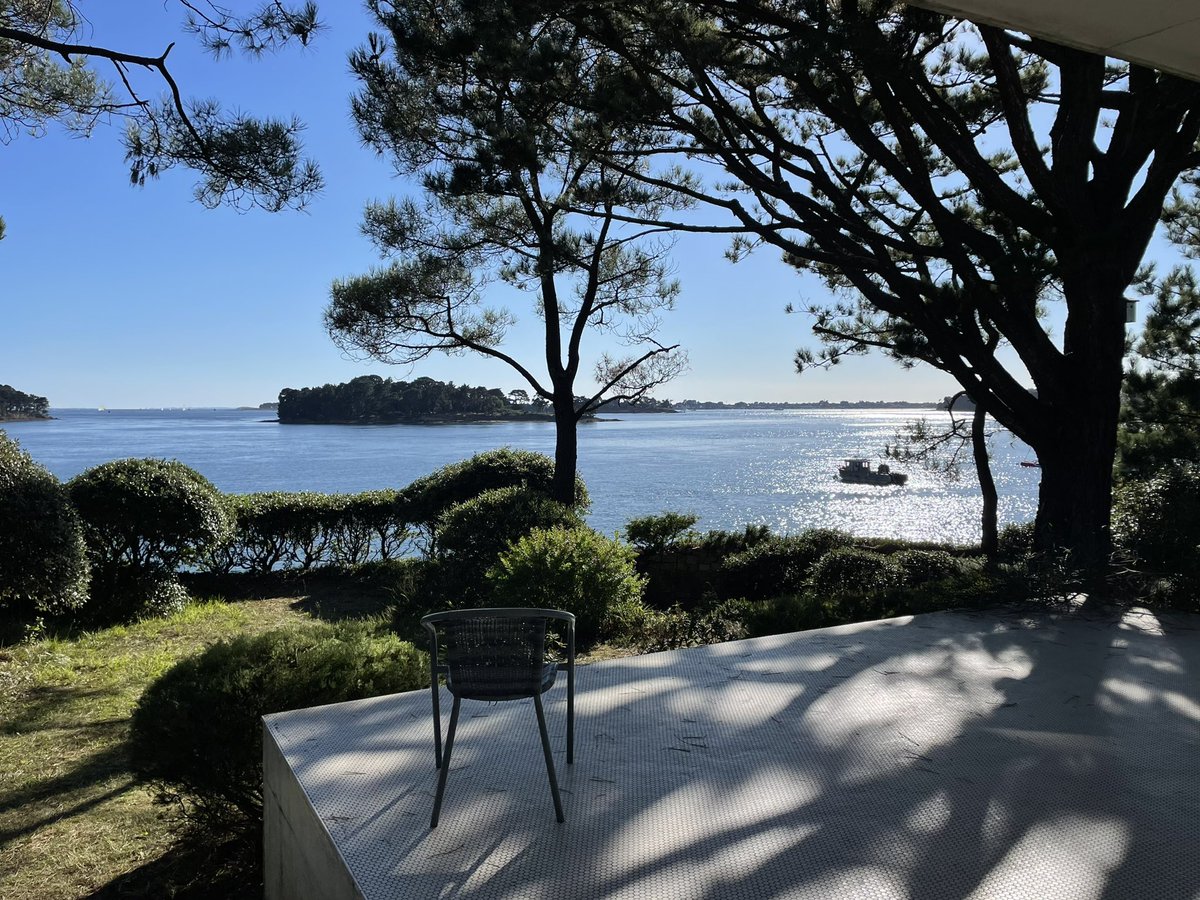 david_perreau's tweet image. IDEAL PLACE 1970 Archi : Jean-François Erhel #architecture #design #morbihan @morbihan_fr #westisthebest