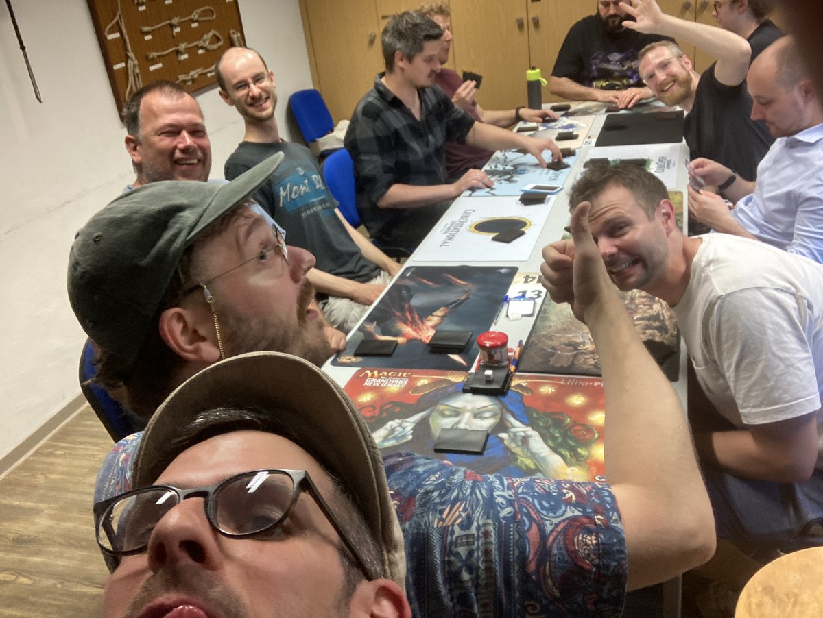 CubeLeagueHH's tweet photo. @The_Fish_Jacob @Cube_n_Chaos @fabfoeMTG @verflixtrmichel @JGriebelGames @E_J_Kirschbaum https://t.co/REkrEnAiuH