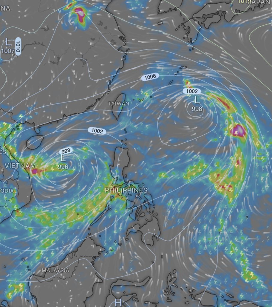 weatherphilipp1's tweet image. WARNING(Sept.17,Tuesday 4PM):#Habagat possible magdala ng maulan na panahon Bukas (Wednesday)sa Metro Manila at Parts ng West Sections ng Luzon,possible ito hatakin o palakasin ni #GenerPh at isa pang Bagyo sa bandang northeast ng Luzon.Possible ang mga pagbaha sa ilang mga lugar