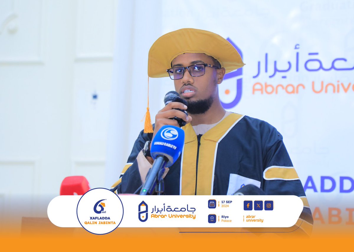 Waxaa Aayaatka Qur'aanka kariimka ku furey 𝐄𝐧𝐠. 𝐌𝐚𝐱𝐚𝐦𝐞𝐝 𝐂/𝐬𝐚𝐭𝐚𝐚𝐫 𝐒𝐡. 𝐌𝐮𝐬𝐭𝐚𝐟𝐚 Xafladda Qalinjebinta dufcada 6-aad,
.
.
.
#6th_convocation
#Abraar2024
#AU_Graduation
#Admission_is_open
#nagu_soo_biir
#Abrar_University
#from_theory_to_practice