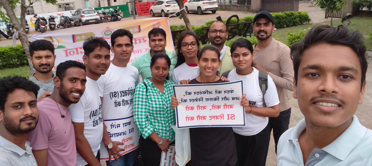 SeemaBodelkar's tweet photo. "Donate your blood for a reason, let the reason be life"

#Chhattisgarh sub inspector result जारी हो और नियुक्ति दे @vishnudsai सरकार
#CGSI_Result 
@narendramodi @AmitShah @TheLallantop @IBC24News @news24tvchannel @DainikBhaskar @ZeeMPCG @JayManikpuri2 @BastarTalkies @DreamK17145 https://t.co/D4MmSRi9HK