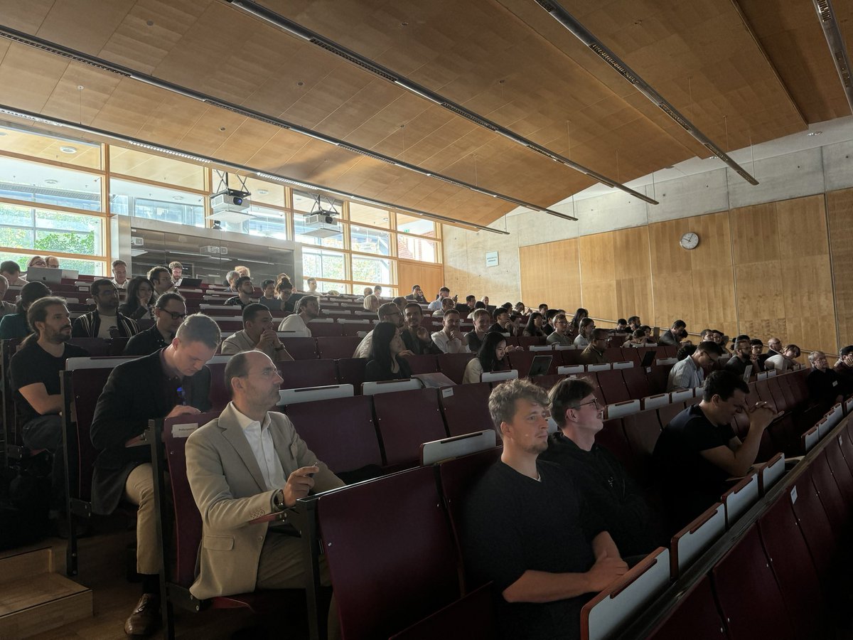 Daniel Paech tweet media