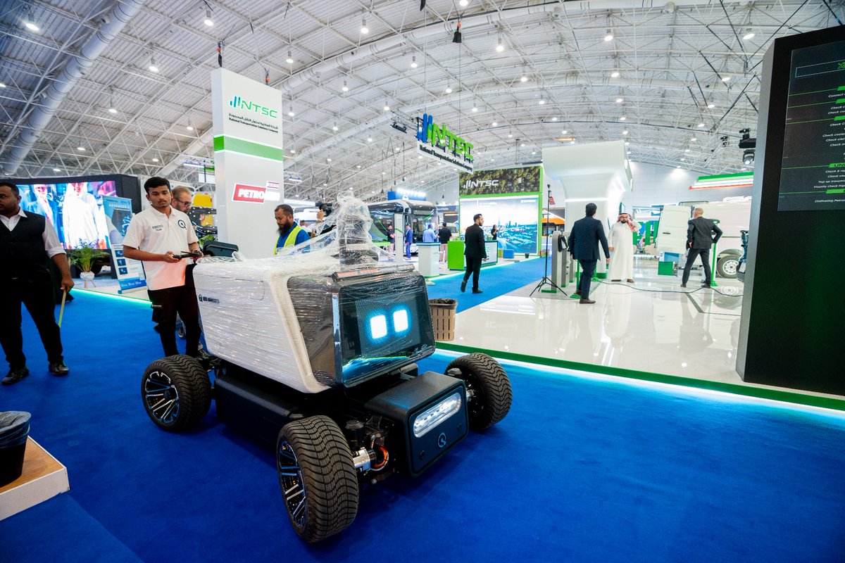 Arab News | Business (@arabnewsbiz) on Twitter photo #EVAutoShow: Top officials and experts gather in #Riyadh to discuss the rapidly evolving transport sector in #SaudiArabia as the EV Auto Show kicks off today
<a href="/Riyadh_Evauto/">EV Auto Show Riyadh</a>
Full coverage: arabnews.com/EV2024 #EVAutoShow: Top officials and experts gather in #Riyadh to discuss the rapidly evolving transport sector in #SaudiArabia as the EV Auto Show kicks off today
<a href="/Riyadh_Evauto/">EV Auto Show Riyadh</a>
Full coverage: arabnews.com/EV2024