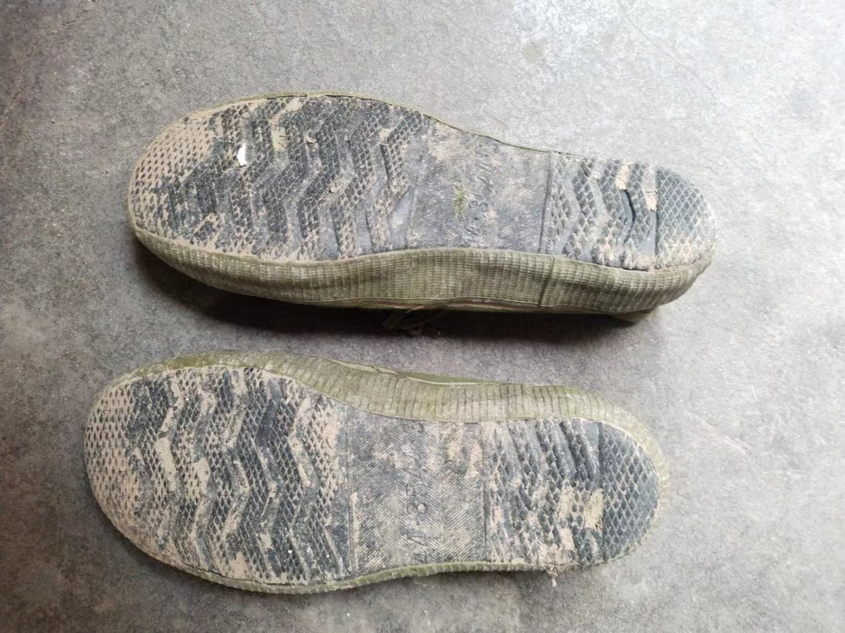 中秋节快乐
老头的解放鞋