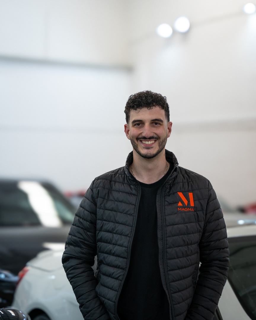 magmacars's tweet image. Meet our Sales Team! 🟧

From left to right: Jack, Piers &amp;amp; Brad 🤝

Get in touch with our friendly team today for all high performance vehicle enquires!📲

📞 07470 701 257
📧 sales@magmacars.com 

#HighPerformanceVehicles #UsedCarsUK #MagmaCars