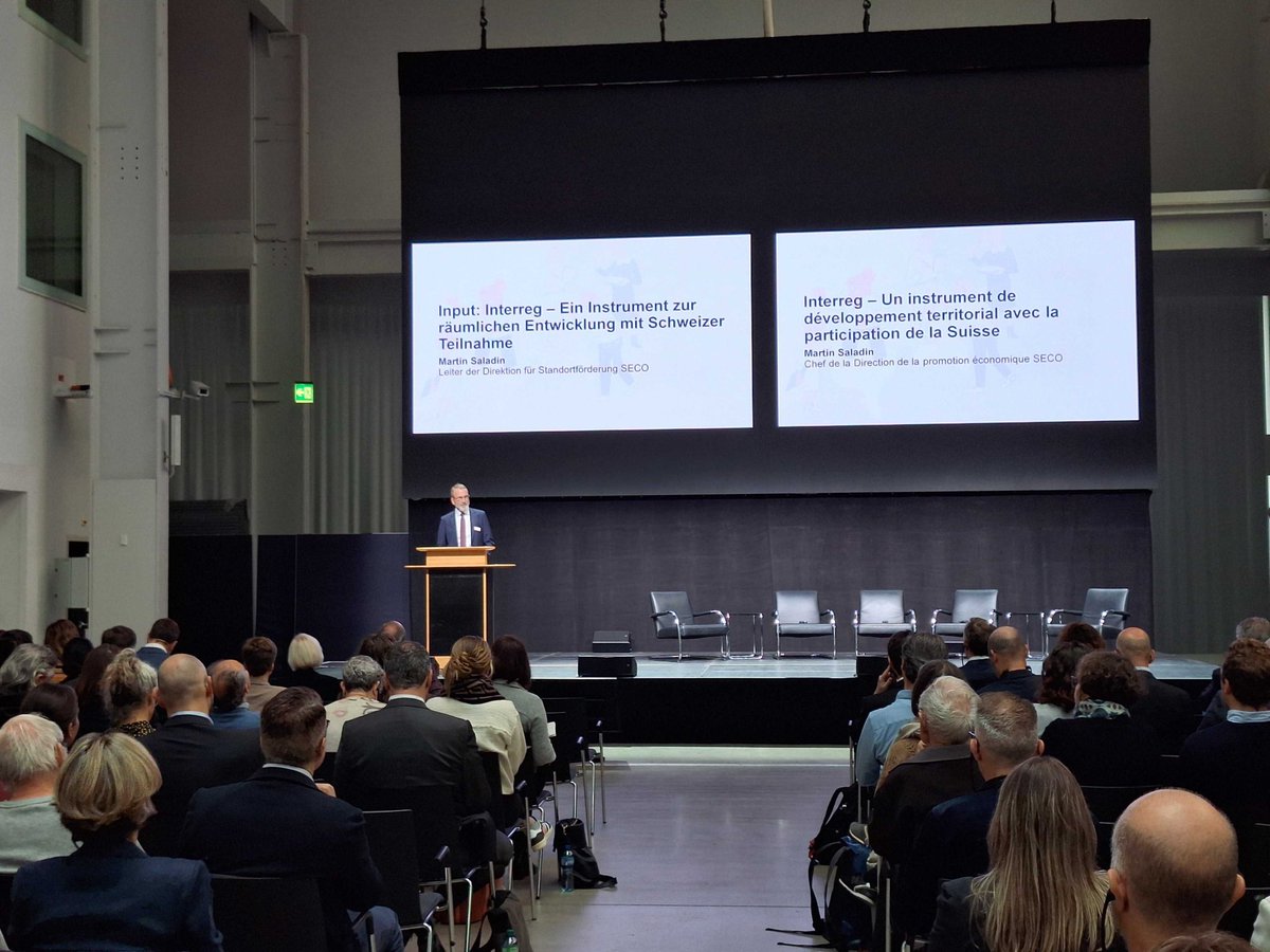 « La participation à Interreg offre à la Suisse une valeur ajoutée économique, politique et sociale », a déclaré Martin Saladin, chef de la direction de la promotion économique <a href="/SECO_CH/">SECO</a>, lors de la #ConférenceInterreg à Baden.
#InterregKonferenz