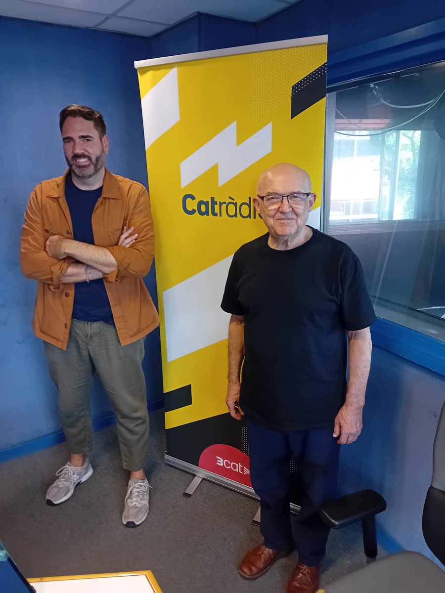 Ja m’entens (@jamentenscr) on Twitter photo 🏳️⚧️🏳️🌈 La família i el col·lectiu: Com es poden ajudar els infants i joves LGTBIQ+? En parlem amb <a href="/MellinasPepe/">Pepe Mellinas</a> President d' <a href="/AMPGYL/">AMPGYL</a>, el vicepresident de la <a href="/familieslgtbi/">FLG Famílies LGTBI</a>, Ramon Antonijoan, amb Olga Nadal de <a href="/VeusTrans/">Veus Trans*</a> i Esther Roman d <a href="/ahora_le/">AHORA DÓNDE-Le Refuge</a> ccma.cat/3cat/la-famili… Min 17'37'' 🏳️⚧️🏳️🌈 La família i el col·lectiu: Com es poden ajudar els infants i joves LGTBIQ+? En parlem amb <a href="/MellinasPepe/">Pepe Mellinas</a> President d' <a href="/AMPGYL/">AMPGYL</a>, el vicepresident de la <a href="/familieslgtbi/">FLG Famílies LGTBI</a>, Ramon Antonijoan, amb Olga Nadal de <a href="/VeusTrans/">Veus Trans*</a> i Esther Roman d <a href="/ahora_le/">AHORA DÓNDE-Le Refuge</a> ccma.cat/3cat/la-famili… Min 17'37''