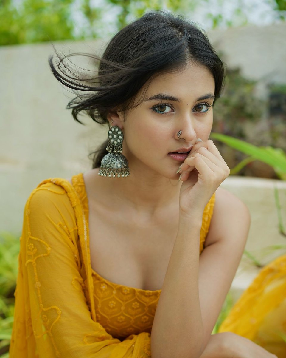 ActrezHub's tweet photo. #AayushiVerma #Aayushi https://t.co/xjdtwk7L5B