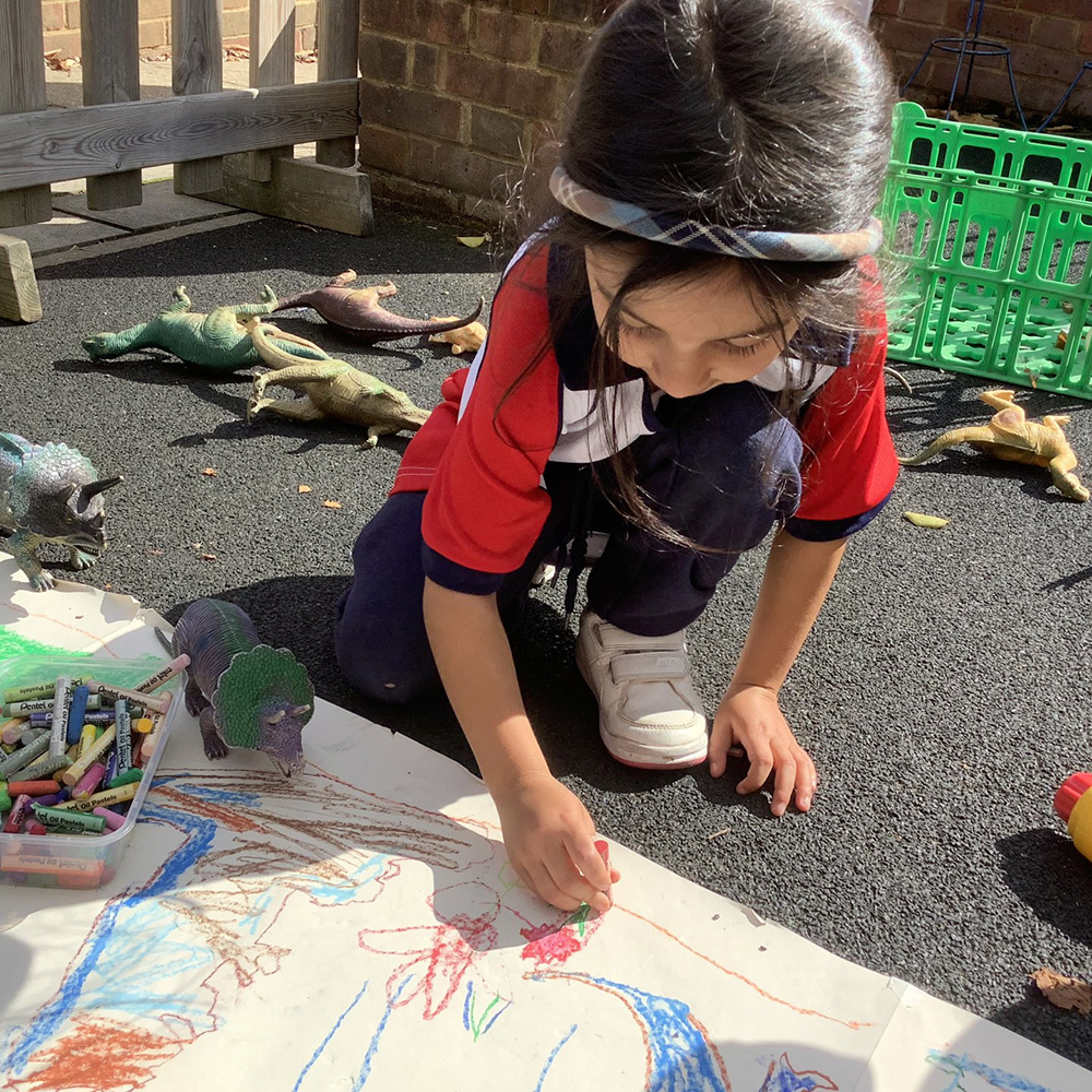 GayhurstSchool's tweet photo. Reception children have been using the shadows cast by their toy dinosaurs to provide a template for their art work #Artforall #shadowwork #siblingschool #ELDRIC https://t.co/sUahxvE5Ez