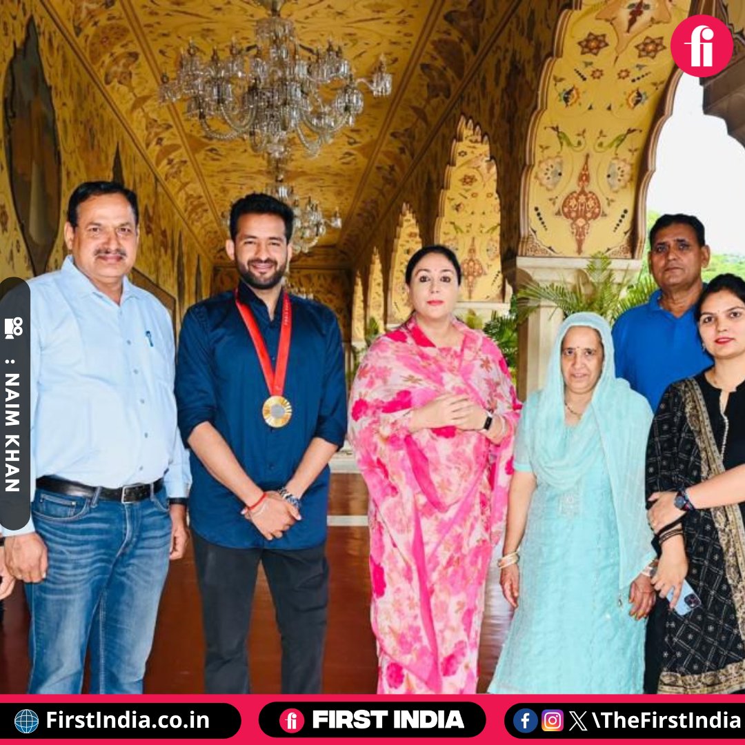 thefirstindia's tweet image. #Jaipur | Gold medal winner #NiteshKumar met with Deputy Chief Minister #DiyaKumari today after his victory in the Paris Paralympics.

(Video: Naim Khan)

#Rajasthan  #India #FIJaipur #Paralympic #Sports #Paris2024 #ParisParalympic2024 #FIVideo @KumariDiya @niteshnk11