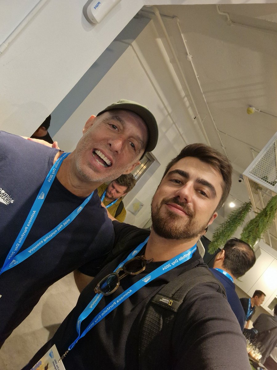 2 birds flying from Bali to Singapore <a href="/RichardRobinson/">Rich Robinson</a> 😅 

If you're in town don't miss the <a href="/animocabrands/">Animoca Brands</a> portfolio day!