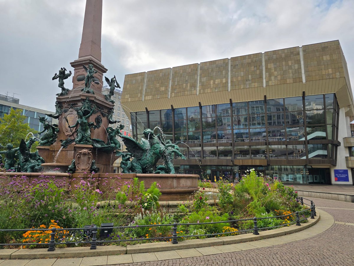 #leipzig #gewandhaus Ab 13.00 Uhr startet das Ostdeutsche Energieforum. Wir sind gespannt... 
#Energie