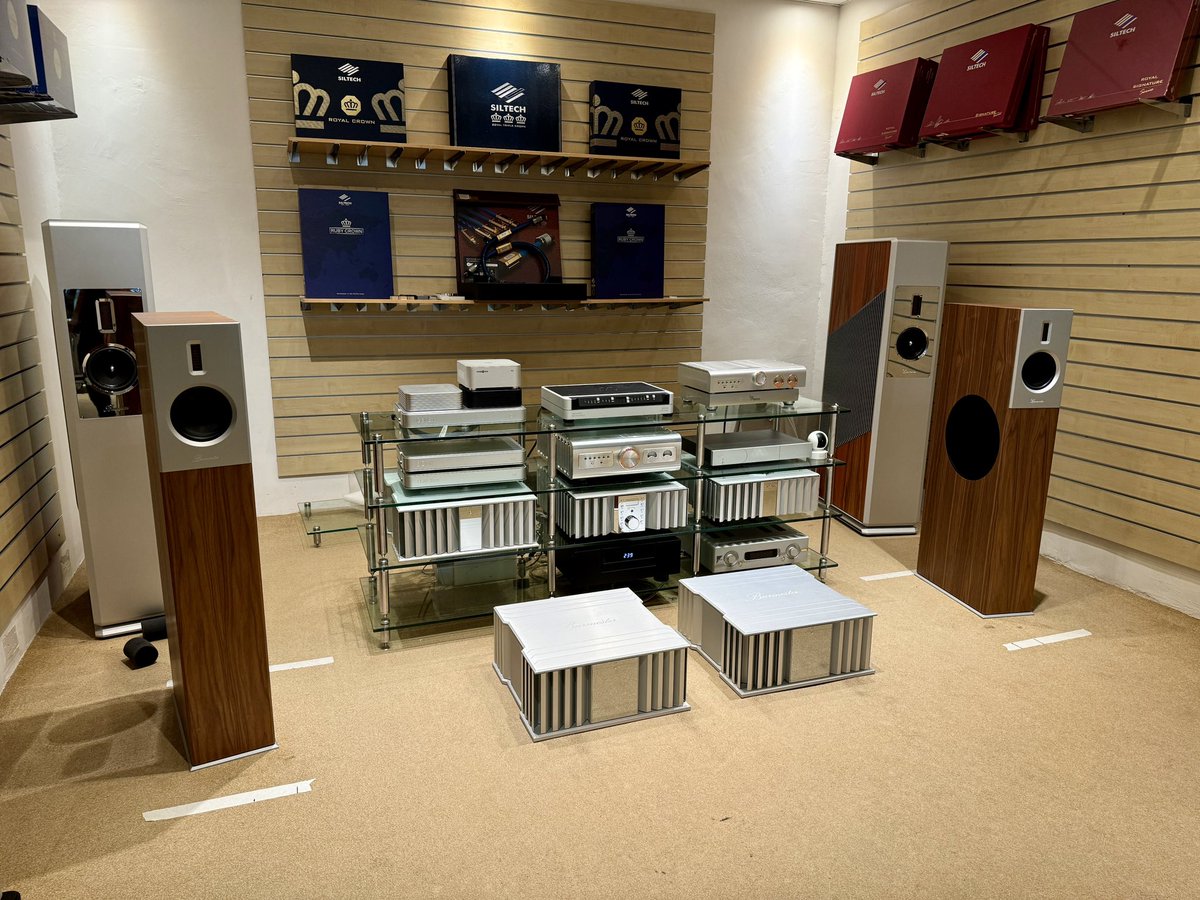 Absolute_Hi_End's tweet photo. Burmester Set up at Norman Audio in Singapore
@BurmesterAudio @norman_audio #burnester #burmesteraudio #singaporeaudio https://t.co/A8AWDQbyMi