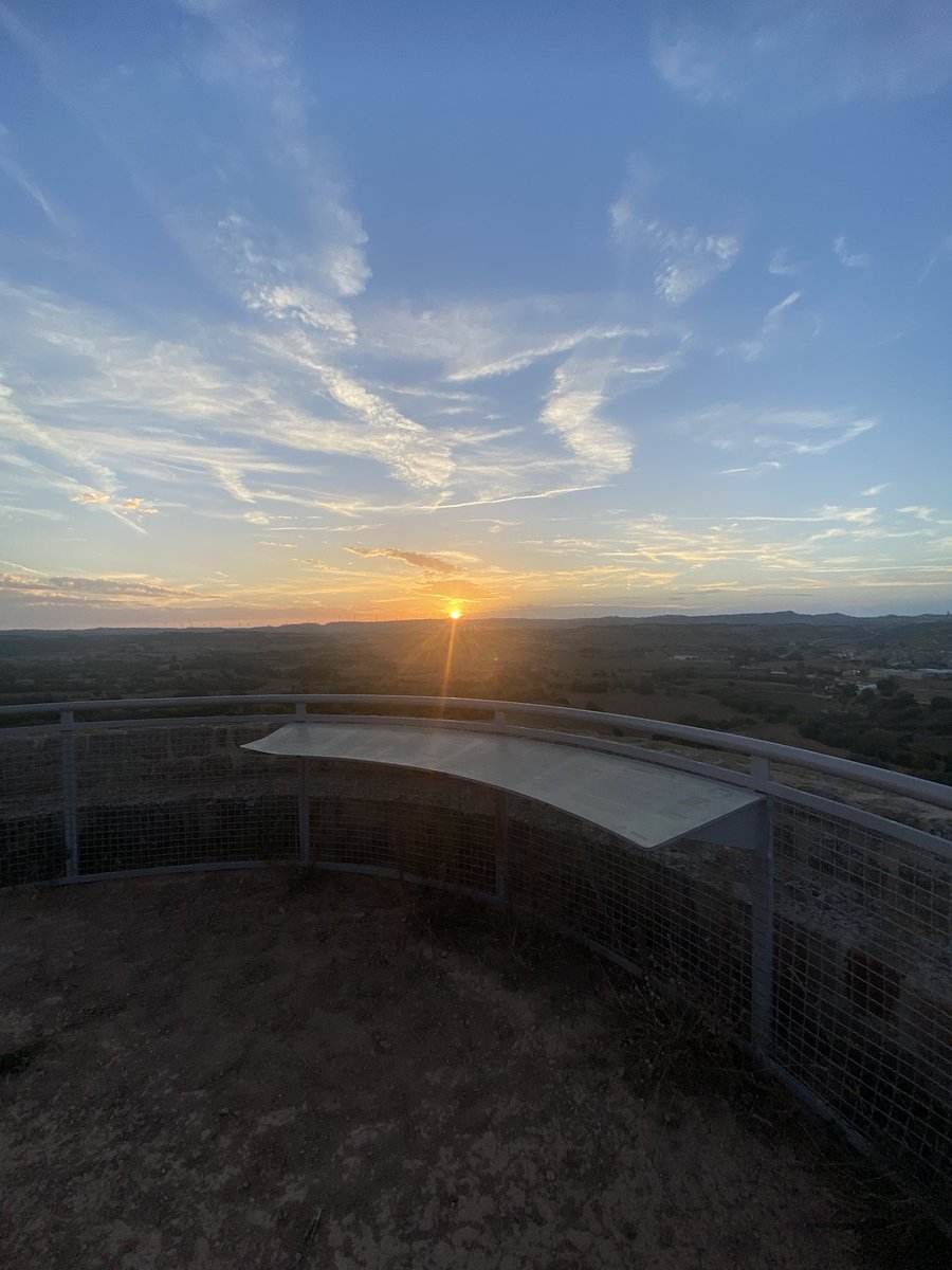 AnoiaHistorica's tweet photo. @ElsPratsdeRei Actualment, la Batalla dels Prats de Rei forma part de la Ruta 1714 que es troba i es pot visitar a la Torre de la Manresana. Alguns d'aquests mapes i altres fonts de la batalla es poder visitar també al Museu Municipal Josep Castellà de Els Prats de Rei. ��️ https://t.co/PljjWeOMpE