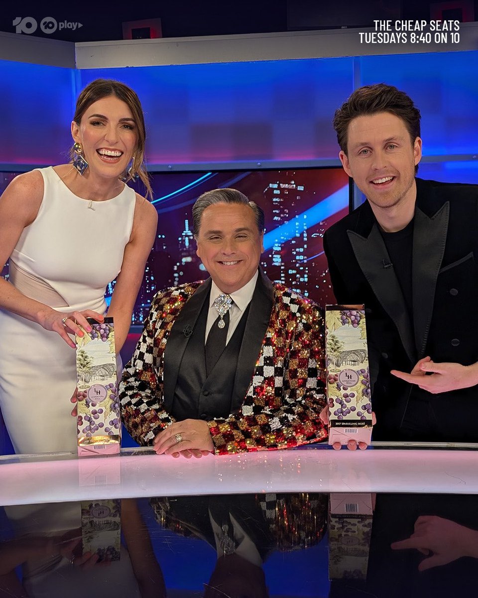Mum always told me never to turn-up empty handed, so for the 100th episode of <a href="/cheapseatsau/">The Cheap Seats</a> I presented hosts <a href="/meladoodle/">Melanie Bracewell</a> &amp; <a href="/TheTimMcDonald/">Tim McDonald</a> with some of my favourite wine from <a href="/LevantineHill/">Levantine Hill</a> 
For all the fun please tune-in to 
to <a href="/Channel10AU/">Channel 10</a> at 8.30pm.