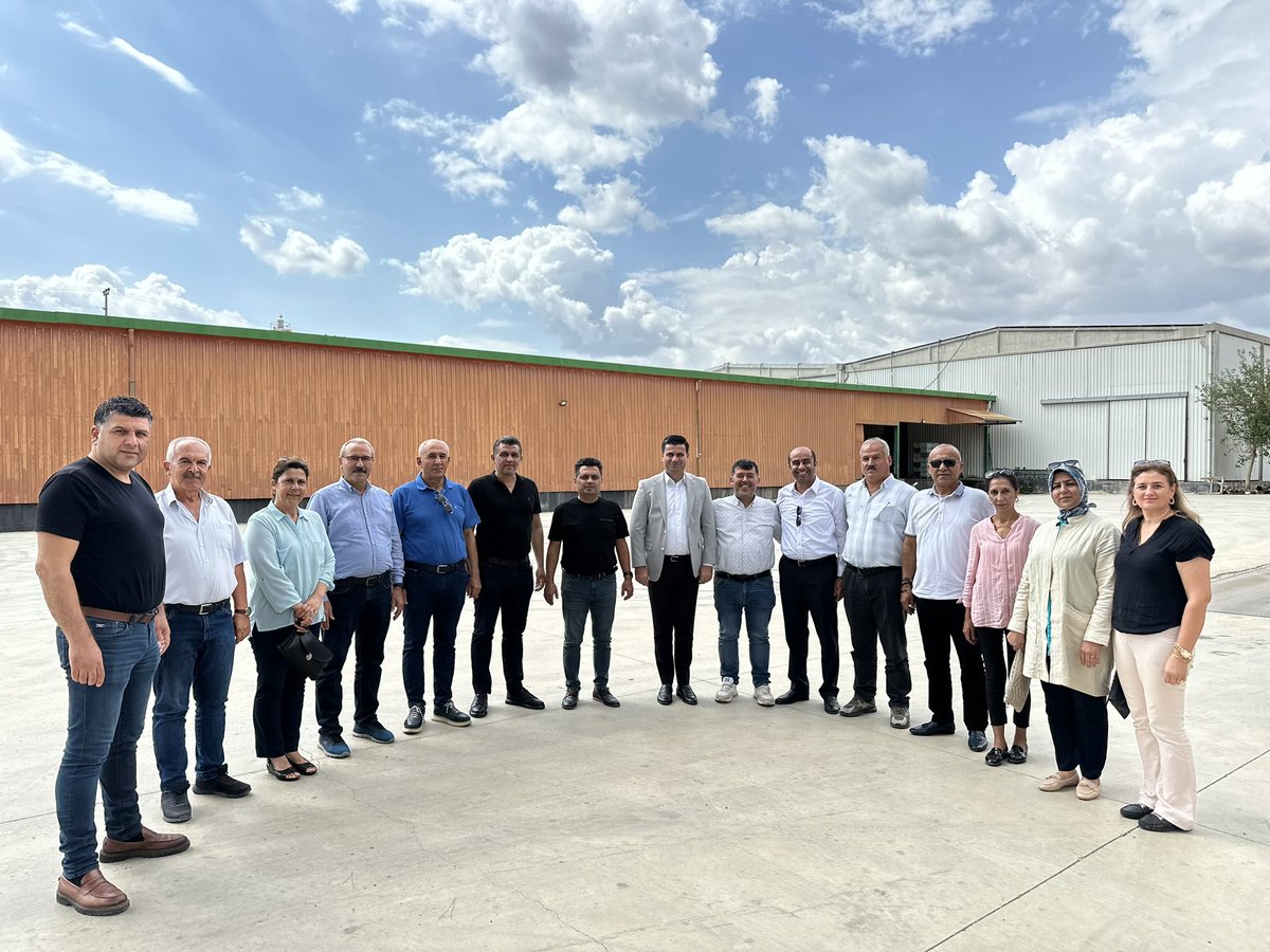 PolatKaya01's tweet photo. 📍Kozan Organize Sanayi Bölgesi

Yağız Tarım Sahibi sayın Süleyman Delibaş’ı Yönetim Kurulu Üyelerimizle Birlikte Ziyaret Ettik. https://t.co/WuI86JoOBv