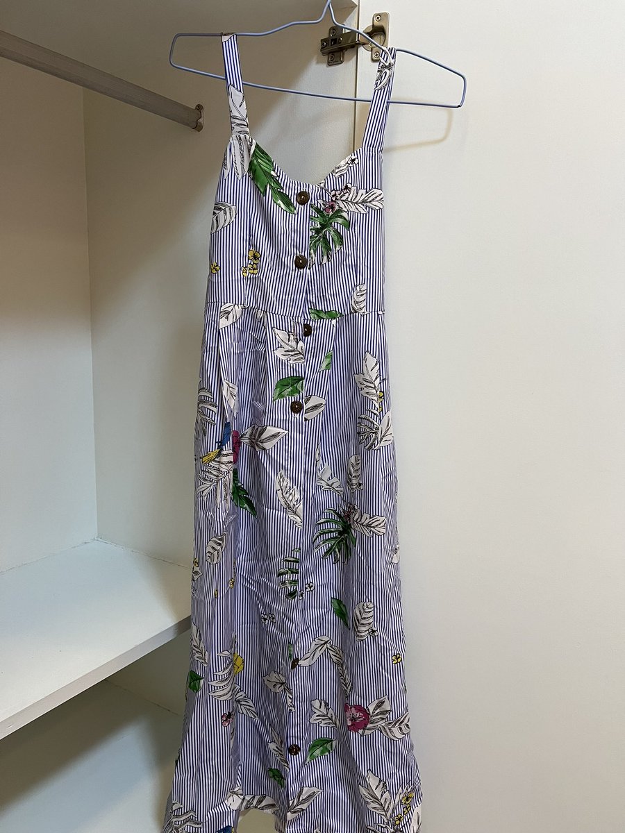 usedbyleen's tweet photo. เดรสลายดอก เหมาะกับไปทะเลสุดๆๆ🌊

size : อก36” เอวยืด ยาว46”

price : 139.-

#โล๊ะตู้เสื้อผ้า #โล๊ะตู้ #โล๊ะตู้มือสอง #เสื้อผ้ามือ2 #เสื้อผ้าy2k #เสื้อผ้ามือสอง #เสื้อผ้าเกาหลี #ส่งต่อเสื้อผ้ามือ1 #ส่งต่อเสื้อผ้ามือ2 #ส่งต่อเสื้อผ้ามือสองสภาพดี #ส่งต่อเดรส #กระโปรง https://t.co/wlKqwrqqMx