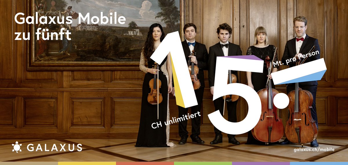 Galaxus's tweet image. Seit gestern ist die neue Kampagne von #Galaxus Mobile zu sehen 📱 Die Botschaft bleibt unverändert: Bei unserem #Handy-Abo braucht man keine Blutsverwandtschaft, um eine Familie zu sein und zu sparen 🤑 Welches Sujet gefällt dir am besten?