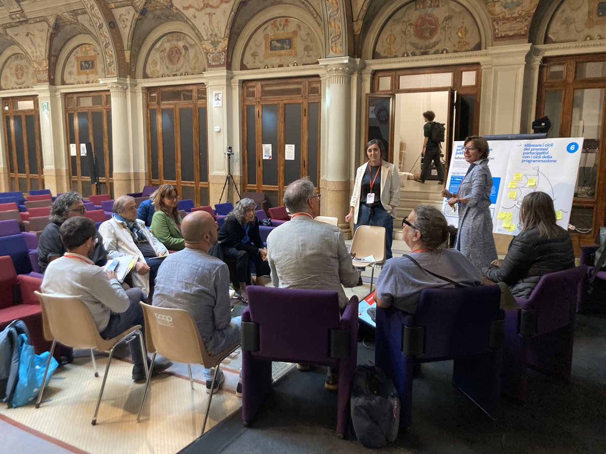 Al lavoro per riassumere i suggerimenti per le future Linee guida nazionali sulla #partecipazionepubblica esito del #laboratoriopartecipativo da noi facilitato a <a href="/festpartecipa/">Festival della Partecipazione</a>! <a href="/PartecipazionER/">PartecipazioneER</a> <a href="/FunzPub/">Dipartimento della funzione pubblica</a> <a href="/opengovitaly/">OGP Italia</a> <a href="/FormezPA/">Formez</a> <a href="/regionetoscana/">Regione Toscana</a> <a href="/RegionePuglia/">RegionePuglia</a> <a href="/IAFacilitators/">IAF</a>