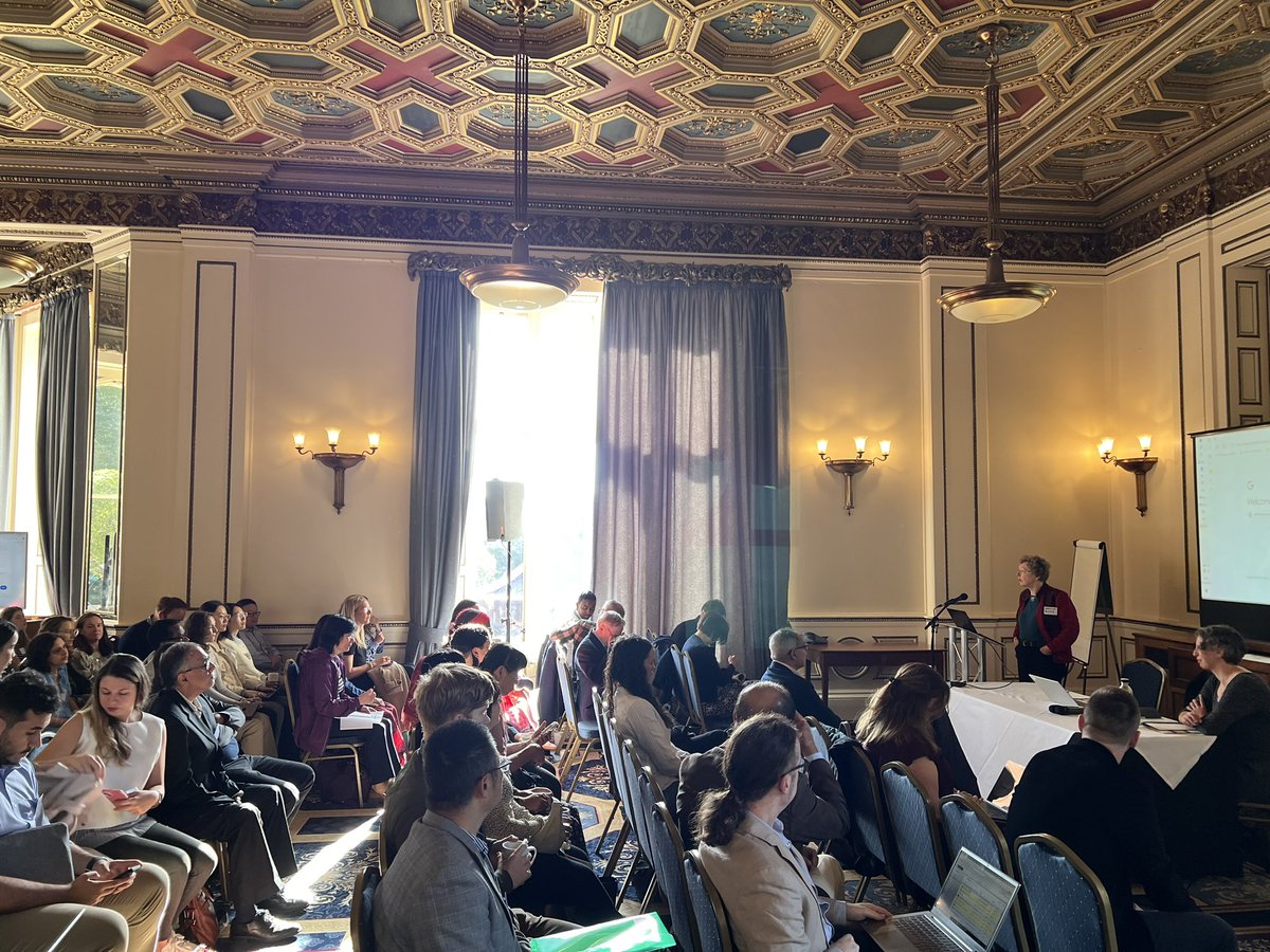 Enjoying our beautiful venue!

#UKStrokeResearch2024