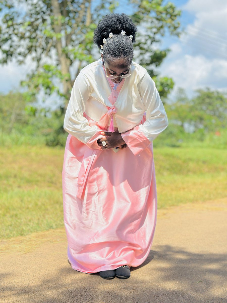 Mideywaks's tweet photo. Costume Day

#FutaConquistadors
#LastdaysinFuta
#Fybweek https://t.co/LcbxQlJjYC
