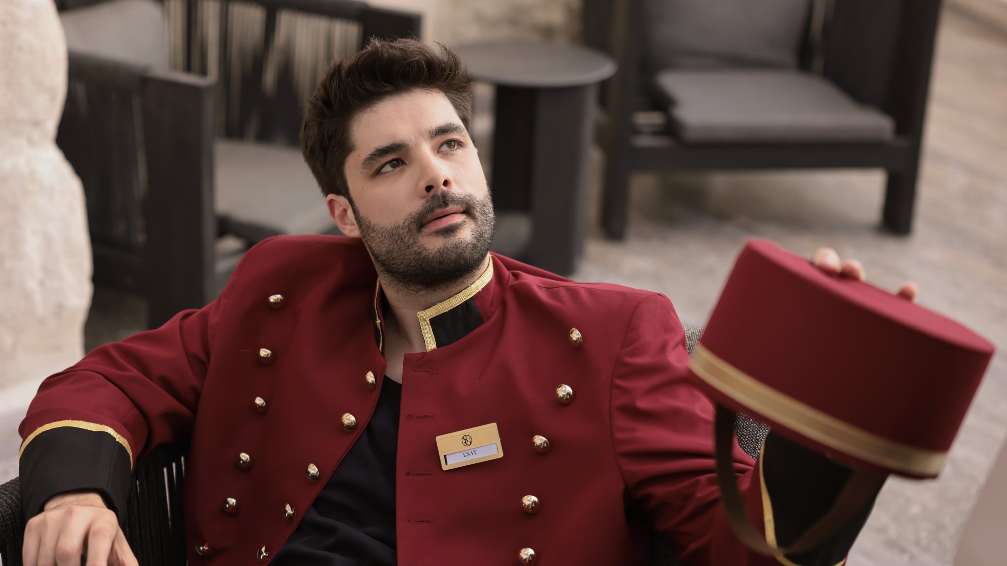 GXr2JheW0AAsBpu?format=jpg&name=large