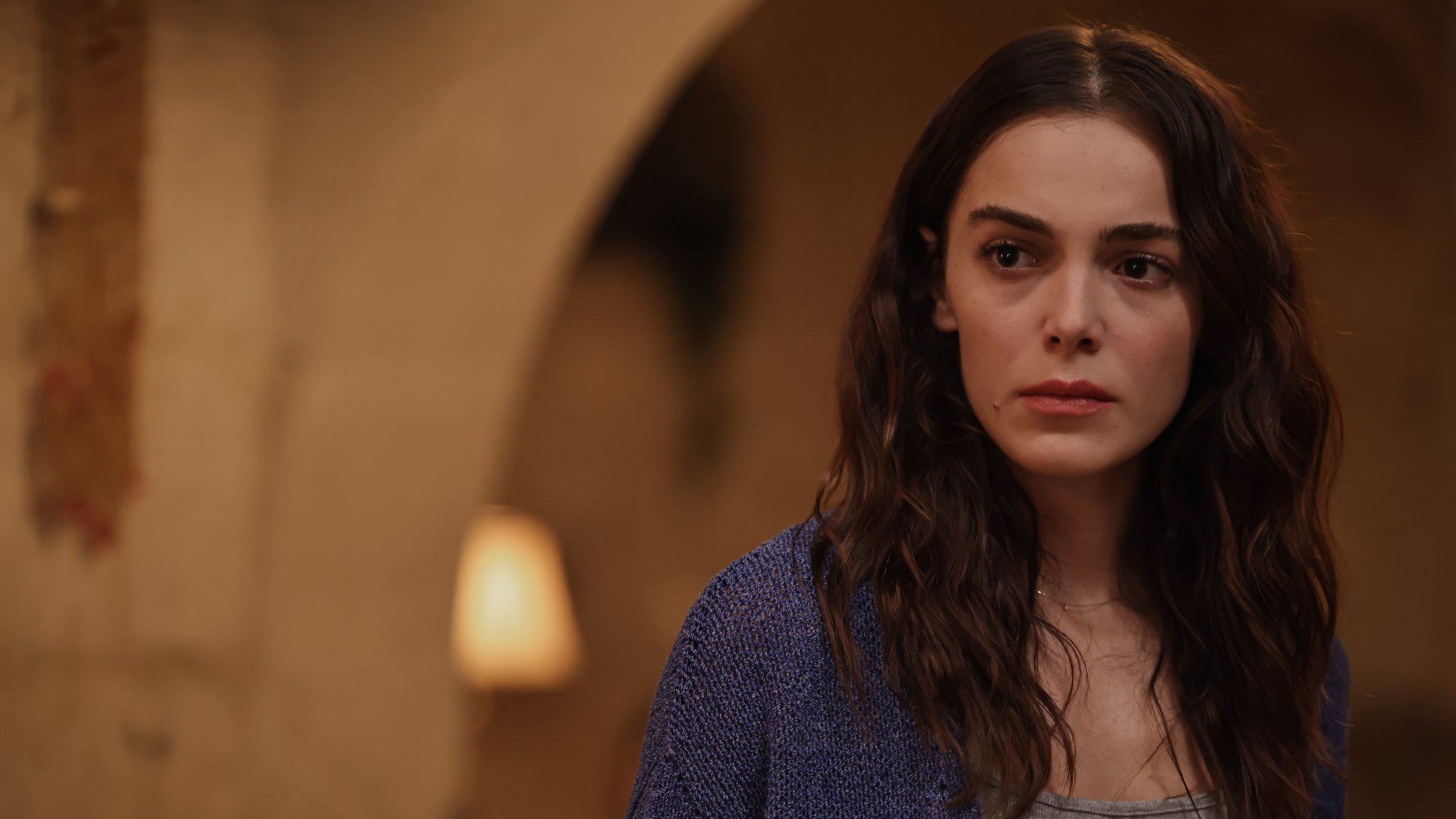 GXr2JoYW4AAP33w?format=jpg&name=large