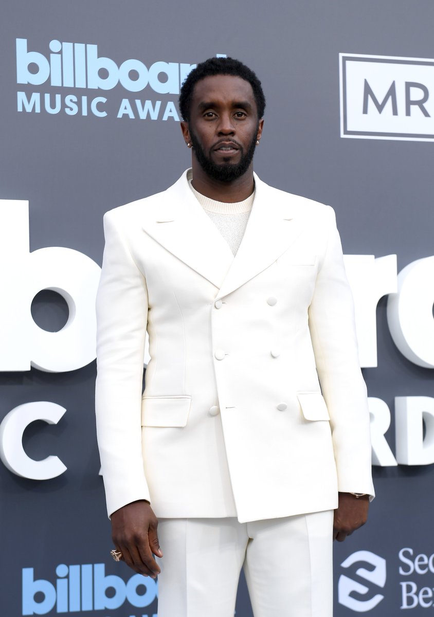 Complex's tweet photo. Diddy's indictment mentions that the Feds found various "freak off" supplies during the raids at Diddy's Beverly Hills and Miami homes, according to TMZ. 

The supplies included narcotics and more than 1,000 bottles of baby oil and lubricant. https://t.co/vDHrqLjS6r