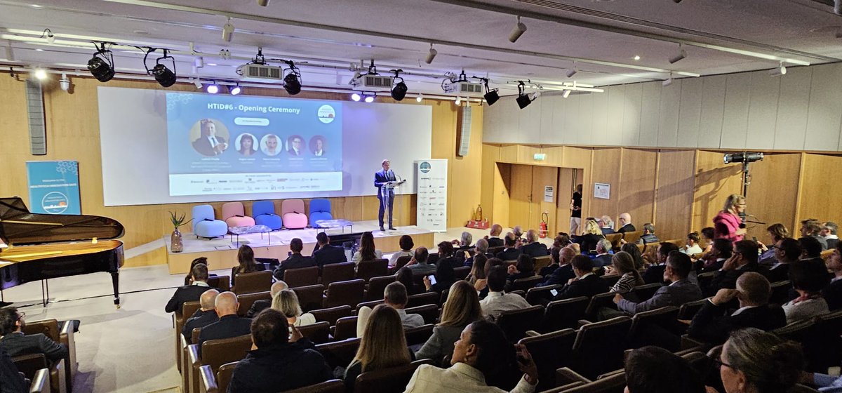 ludovic_pouille's tweet photo. Dans le cadre de l'évènement Healthtech Innovation Days organisé par #HealthTechForCare, j'ai exposé aux +550 participants le rôle de la Direction de la diplomatie économique @francediplo et pris part à de passionnants échanges sur le secteur de la #santé et les enjeux d'investissements et de concurrence qui lui sont associés. Bravo 👏 aux organisateurs !
#HTID6 #ChooseFrance 🇨🇵💪