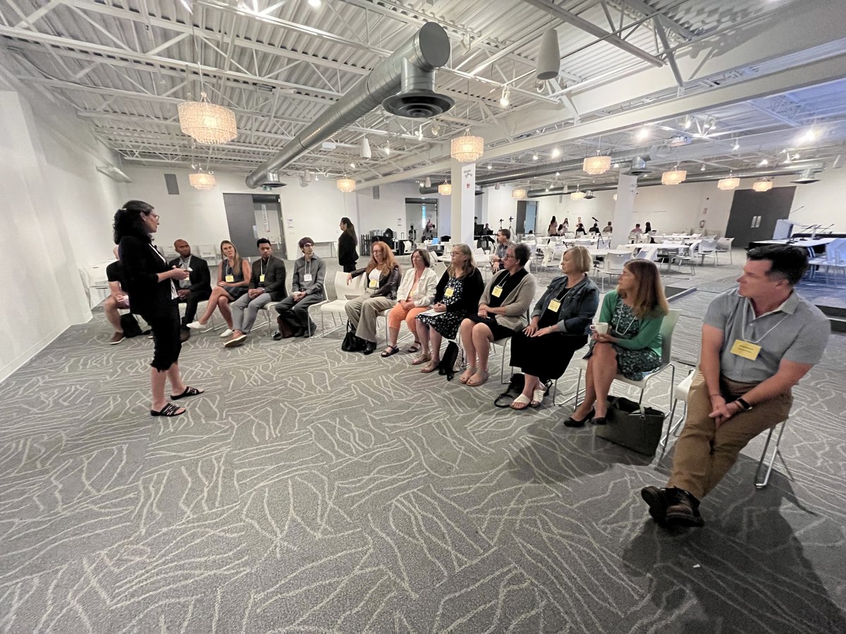 Western's Bone & Joint Institute (@westernubji) on Twitter photo Breakout session time at our #RECAP-Mixer! Great group of external partners, incl. @YMCAofSWO, <a href="/ArthritisSoc/">Arthritis Society Canada</a>, <a href="/TechAlliance/">TechAlliance</a>, <a href="/btsbioeng/">BTS Bioengineering</a>, <a href="/FanshaweCollege/">fanshawecollege</a>, discussing challenges for people impacted by neck & back pain. Breakout session time at our #RECAP-Mixer! Great group of external partners, incl. @YMCAofSWO, <a href="/ArthritisSoc/">Arthritis Society Canada</a>, <a href="/TechAlliance/">TechAlliance</a>, <a href="/btsbioeng/">BTS Bioengineering</a>, <a href="/FanshaweCollege/">fanshawecollege</a>, discussing challenges for people impacted by neck & back pain.