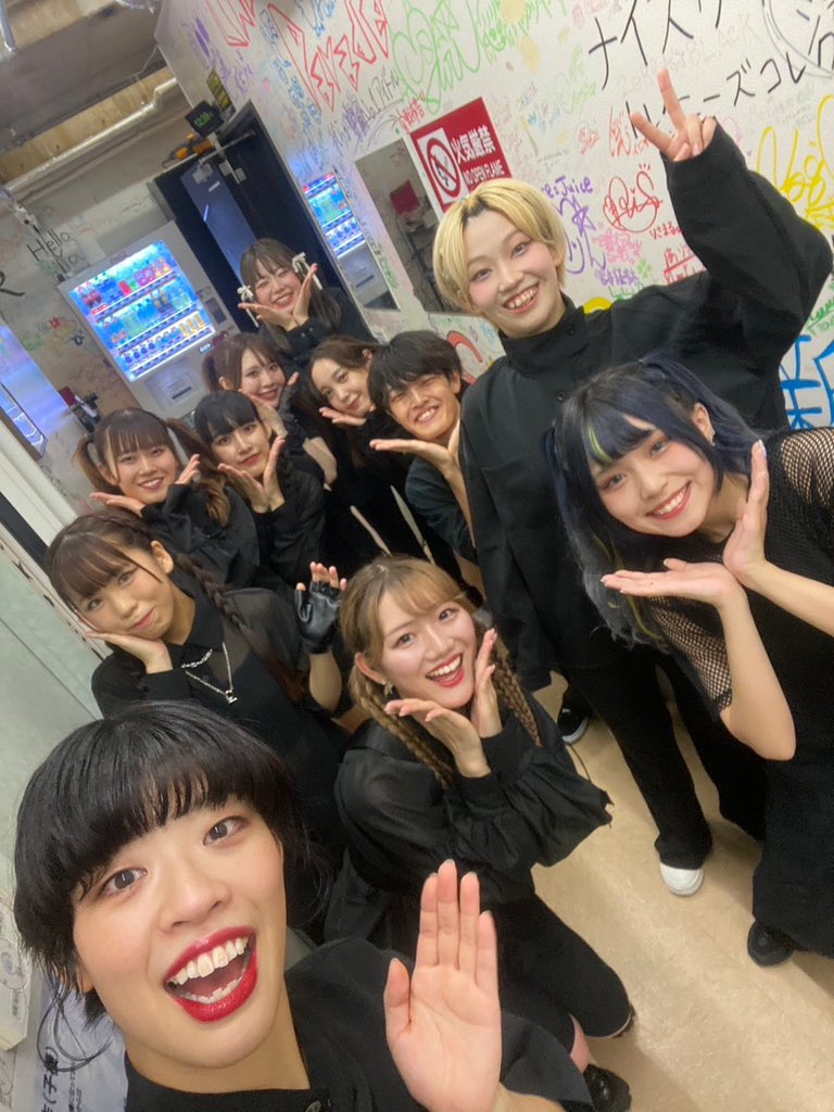 #YOASOBI公演 ありがとうございました！！

新ポジデビューでした！！！
後半めちゃくちゃ踊ってる！！ってなって楽しかったです🌟

また来月〜〜🌙