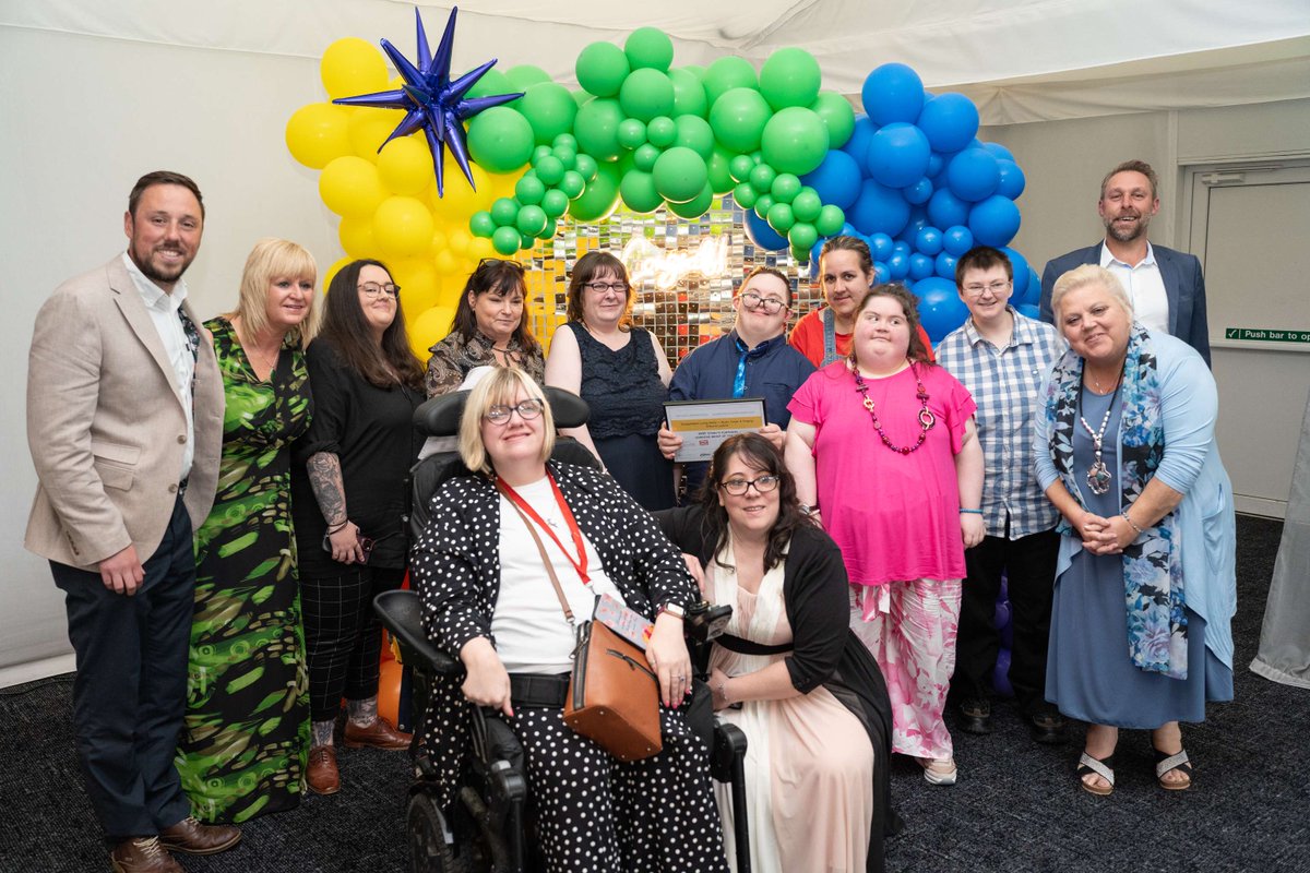 coleggwent's tweet photo. ⏮️ Throwback to a few pics from our annual Adult Community Learning Awards. Learners and local authorities joined us for amazing night celebrating new skills, new qualifications and new friends in the community ✨

Find out about learning in the community:
https://t.co/mcDllhgiJo https://t.co/GHi2HHI4zb