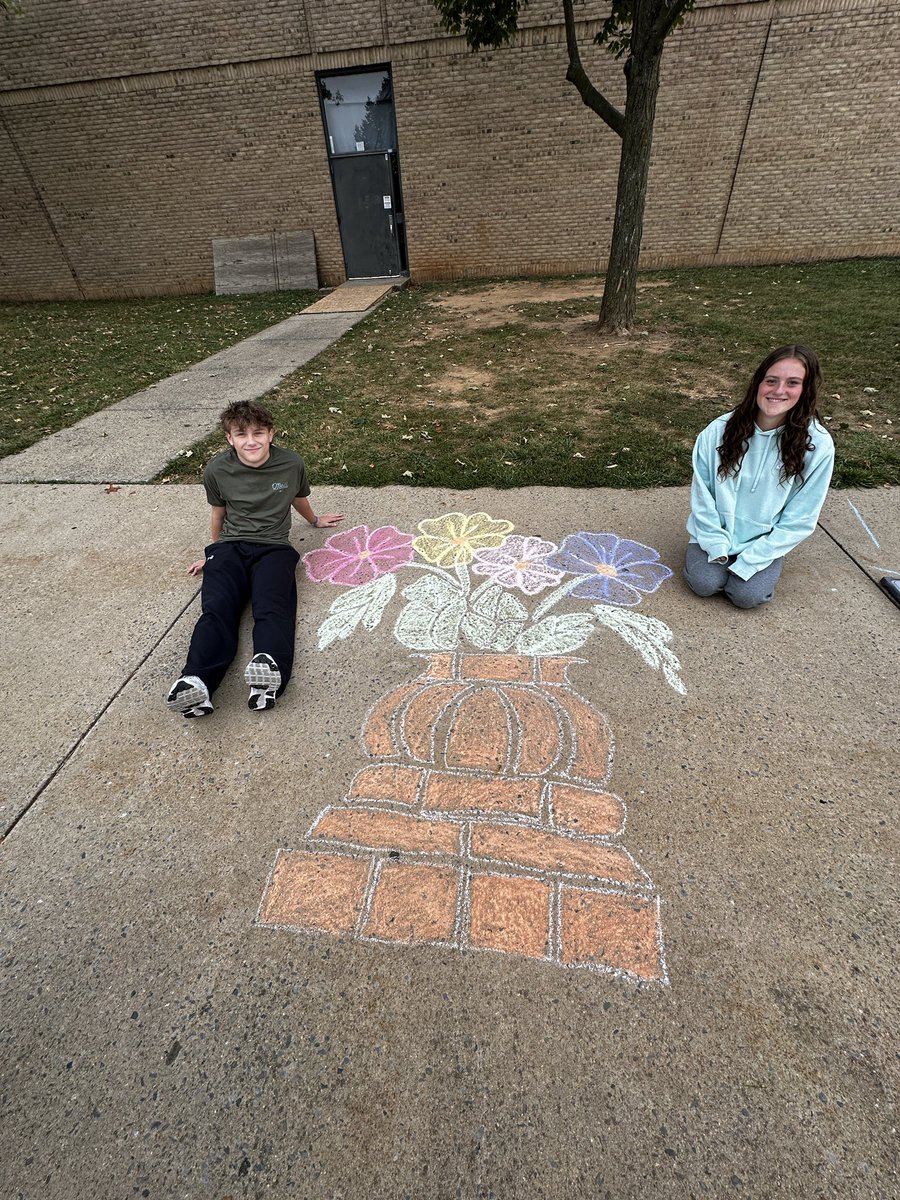Today in our festivals unit, we learned about and created our own Alfombras de Guatemala used during Semana Santa. 

#ExploringHispanicCultures
#WHSSpanish
