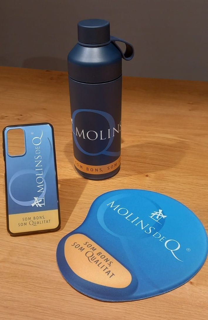 molinsdeQ's tweet photo. Hem afegit el groc a la nostra aventura. Presentem l’equip complet de la nostra nova #imatgecorporativa #estoreta #fundamòbil #cantimplora
#empresa #qualitat #normesISO #sombonssomqualitat https://t.co/fx3KKg4Zoq